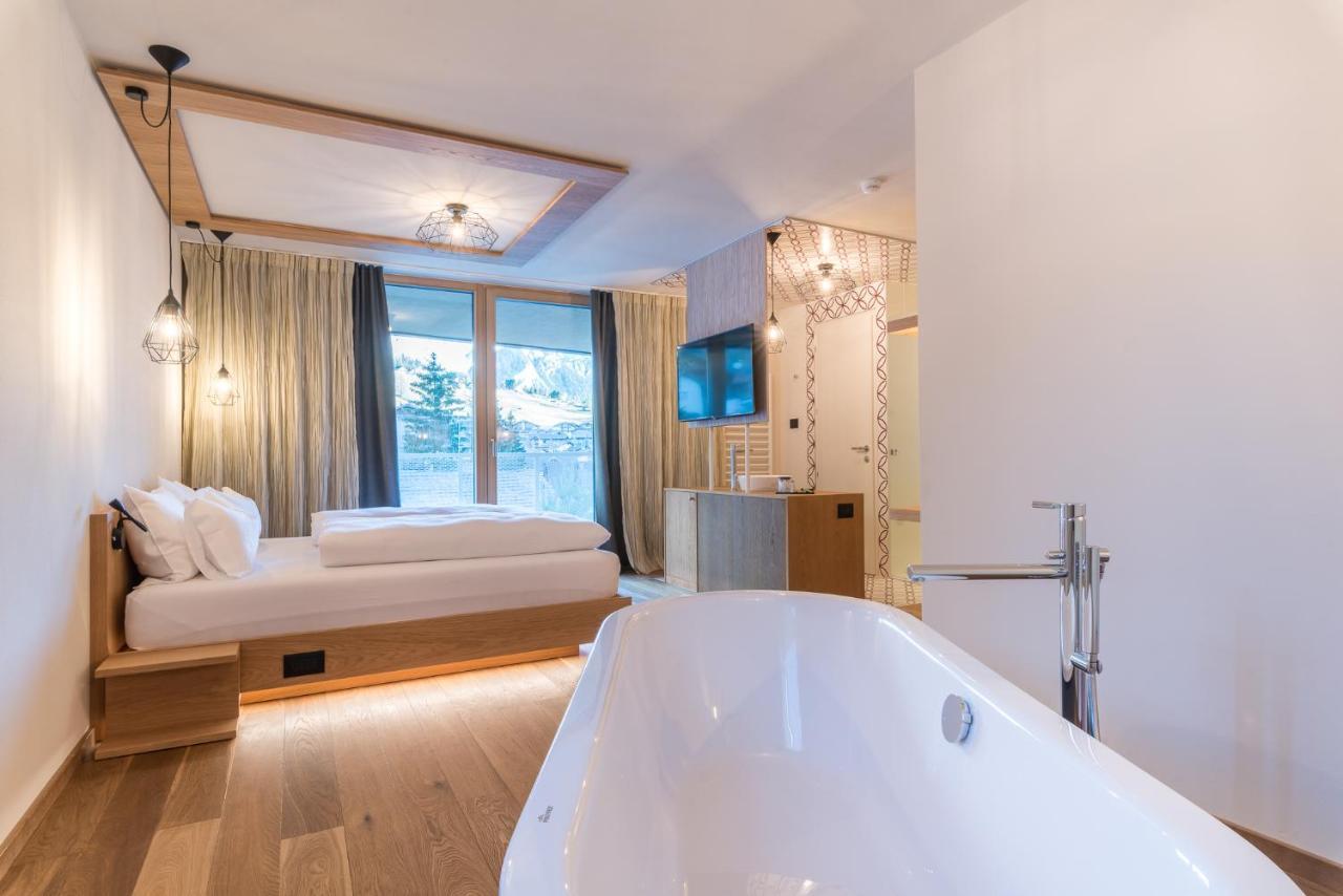 Hotel Tofana Сан Касиано Екстериор снимка